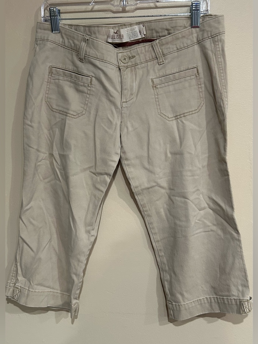Y2K Hollister Co Cropped Logo Kahki Button Capris Juniors Size 9 Preppy Rare